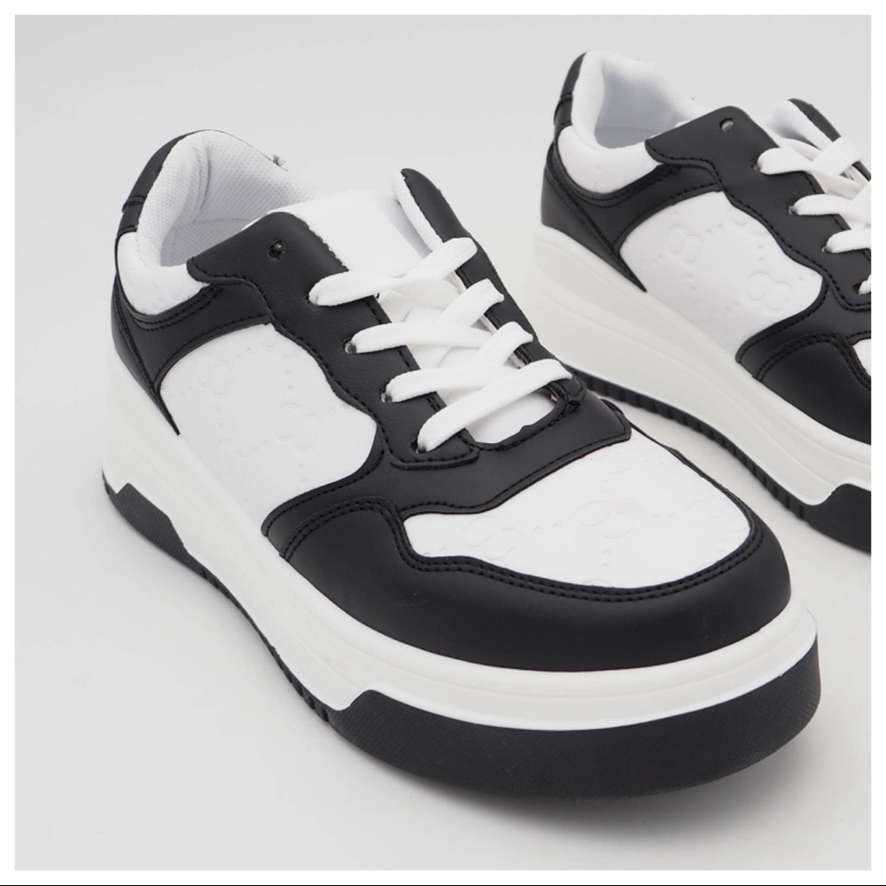 From Paris France! Most Hottest  Trend Black/White Stylish Wedged Sneakers - Picture 3 of 5